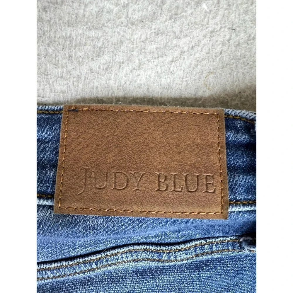Judy Blue Denim Shorts Womens 1XL Blue Cutoff Distressed Stretch 7 Inseam